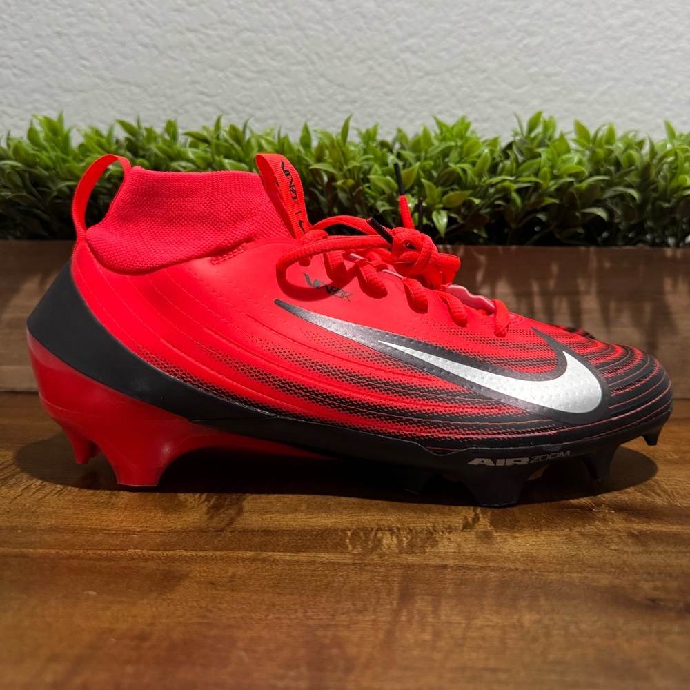 Nike Zoom Vapor Pro 1 Crimson Red Football Cleats HF9409-600 Men’s Sizes